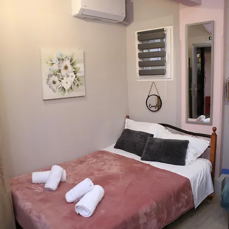 Apartment Zuko - Nero Thessaloniki